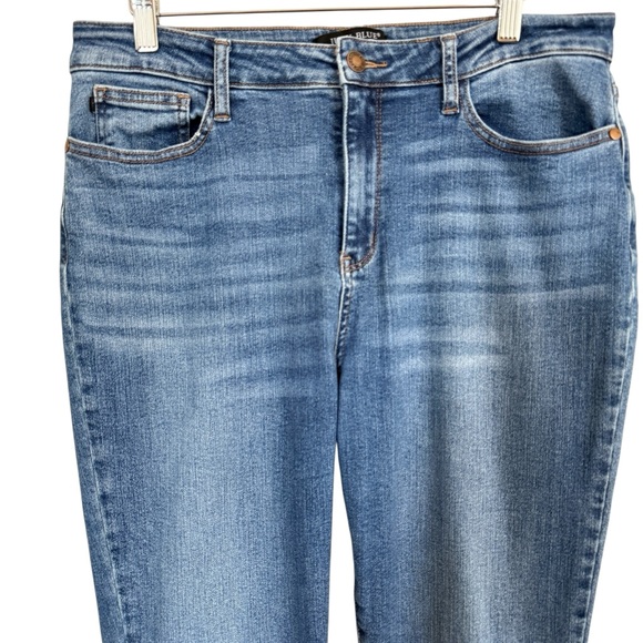 Judy Blue Boyfriend Jeans Women’s Size 15/32 Medium Wash Stretch Denim - Picture 3 of 15